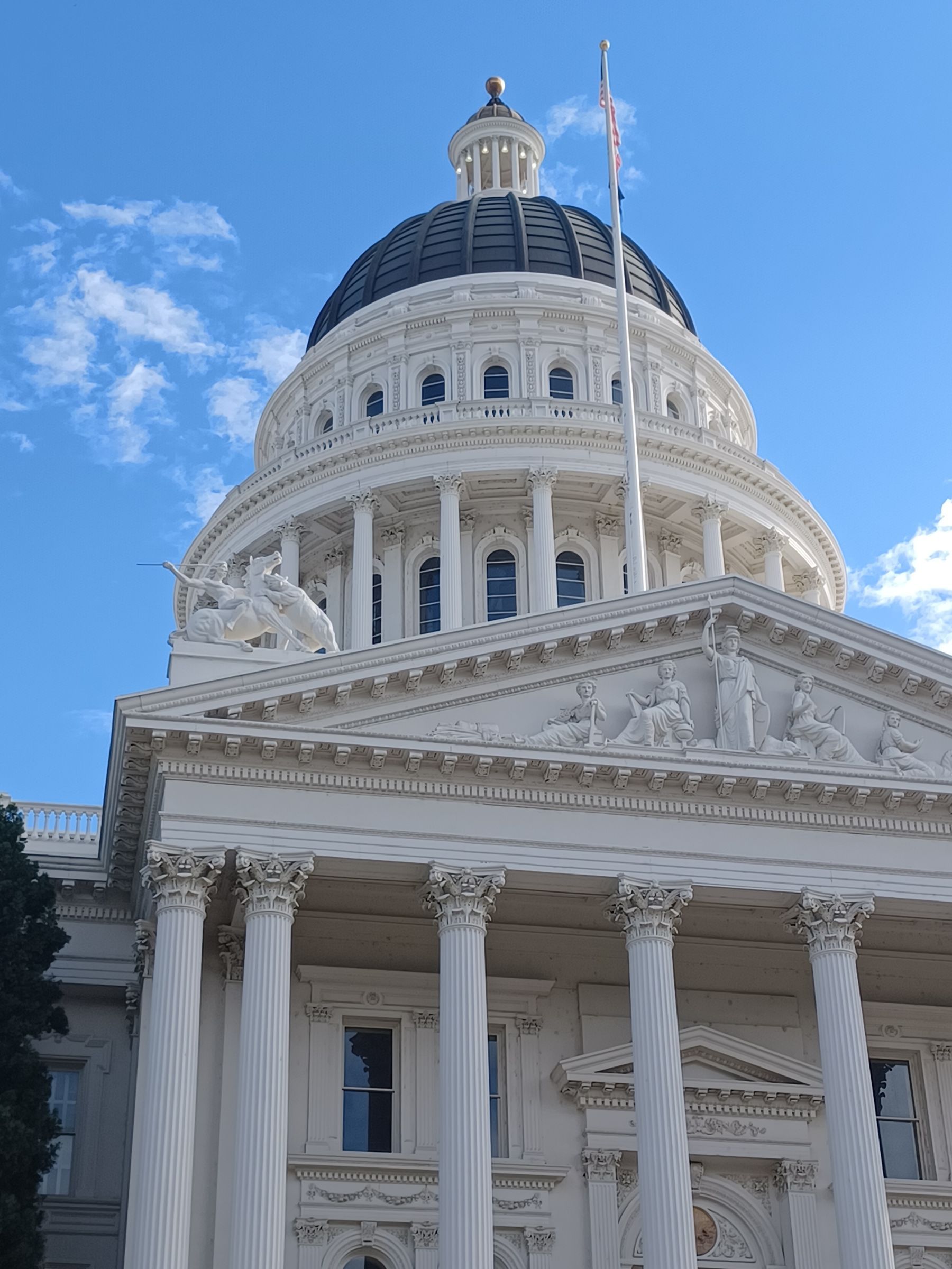 Columns and dome of the California State Capitol